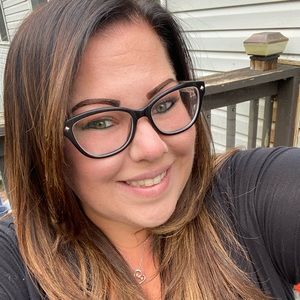 Meet your Posher, Mandy